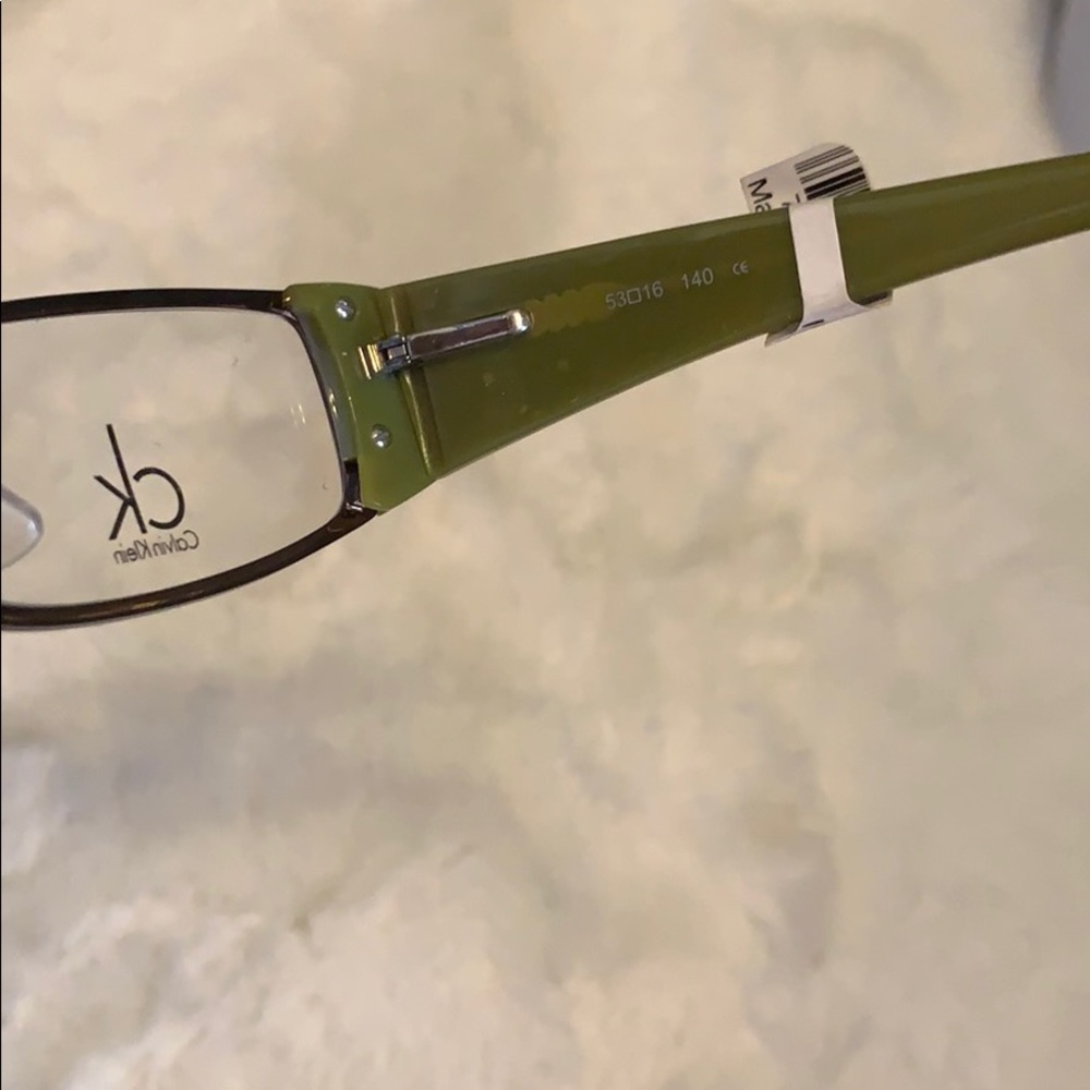 Calvin Klein lens - Picture 5 of 7